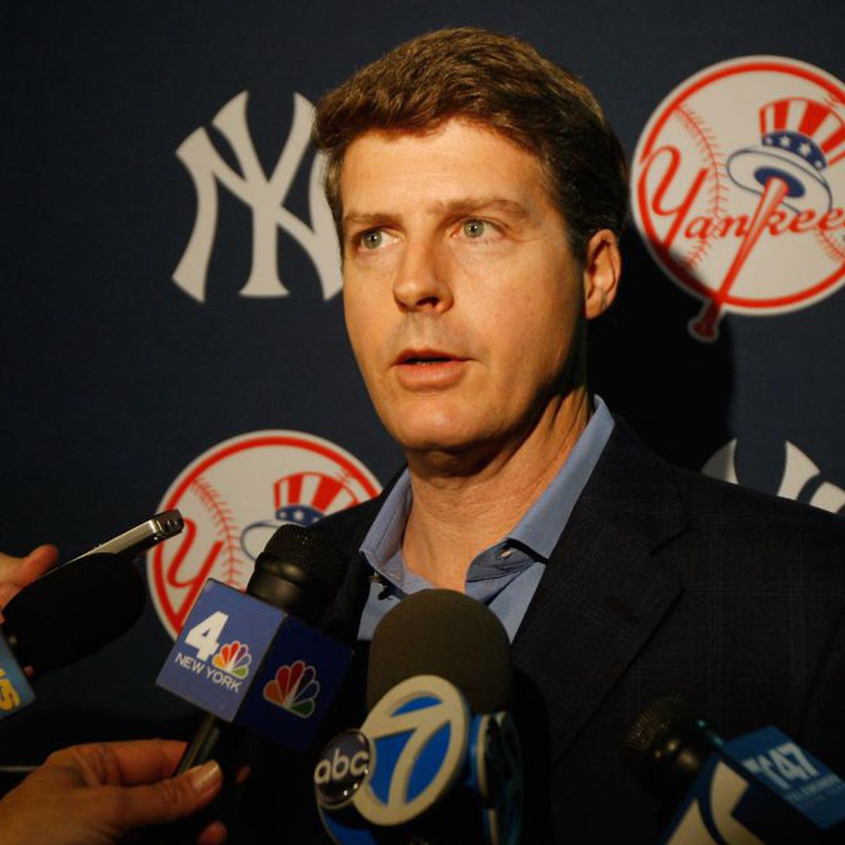 Report: MLB investigating if Mets and Yankees illegally