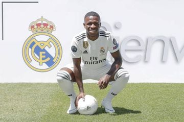 Vinicius poses at his Real Madrid unveiling on Friday.