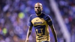 Dani Alves has removed Pumas’ name from his Instagram profile, fuelling rumours that he is set to leave the club