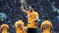 01 March 2020, England, London: Wolverhampton Wanderers&#039; Raul Jimenez celebrates scoring his side&#039;s third goal during the English Premier League soccer match at the Tottenham Hotspur Stadium. Photo: Bradley Collyer/PA Wire/dpa   01/03/2020 ON