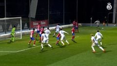Sergio Arribas bends it like Beckham from the Castilla wing