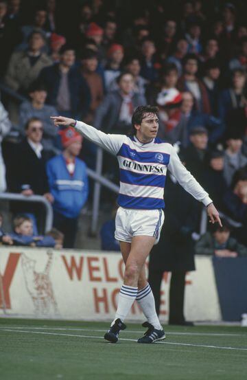 From Liverpool, Robinson joined Queen's Park Rangers, which would turn out to be the last English club he played for. He statyed at QPR until 1987.