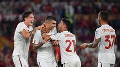 Roma's Italian defender Gianluca Mancini (2nd L) celebrates after scoring a goal, with his teammates Roma's Argentine forward Paulo Dybala (2nd R), Roma's Italian midfielder Nicolo Zaniolo (L) and Roma's Italian defender Leonardo Spinazzola (R) during the friendly football match between AS Roma and FC Shakhtar Donetsk at the Olympic Stadium in Rome, on August 7, 2022. (Photo by Isabella BONOTTO / AFP)