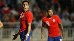 Alexis volvió a marcar en la Roja tras 407 días y llegó a su gol 40