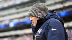 EAST RUTHERFORD, NEW JERSEY - NOVEMBER 26: Head coach Bill Belichick of the New England Patriots looks on prior to a game against the New York Giants at MetLife Stadium on November 26, 2023 in East Rutherford, New Jersey.   Elsa/Getty Images/AFP (Photo by ELSA / GETTY IMAGES NORTH AMERICA / Getty Images via AFP)