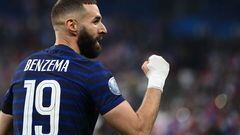 France's forward Karim Benzema reacts after scoring the opening goal  during the UEFA Nations League - League A Group 1 first leg football match between France and Denmark at the Stade de France in Saint-Denis, north of Paris, on June 3, 2022. (Photo by Franck FIFE / AFP)