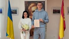 Andriy Lunin se casa con su novia en chándal y deportivas