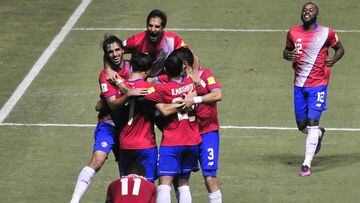 La selecci&oacute;n de Costa Rica celebra un gol contra Estados Unidos en el Hexagonal hacia Rusia 2018.