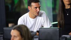 Scaloni visita a Lionel Messi en el DRV PNK de Inter Miami