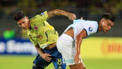 Jorge Carrascal durante el partido entre Colombia y Argentina en el Torneo Preol&iacute;mpico.