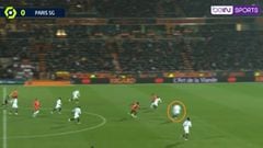 La acción que le costó la roja a Ramos en el Lorient vs. PSG