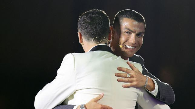 Cristiano Ronaldo sparks speculation with new Bayern Munich following