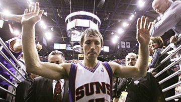 Steve Nash, durante un partido de la NBA de Phoenix Suns