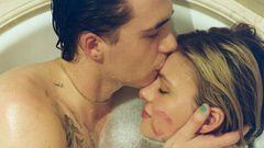 Brooklyn Beckham celebra su primer aniversario con Nicola Peltz desnudos en la bañera