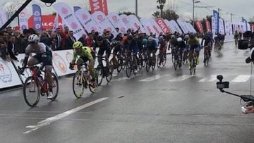 Matteo Moschetti vence en la primera etapa del Tour de Antalya para darle la primera victoria como equipo continental al Polartec-Kometa de Alberto Contador.