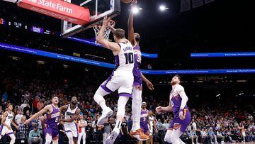 The Phoenix Suns held off the Sacramento Kings in a tight game full of lead changes to hand Sacramento their fifth game loss in their last six games.