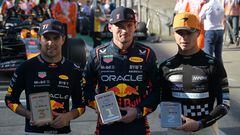 First-place Red Bull Racing's Dutch driver Max Verstappen (C) poses with second-place McLaren's British driver Lando Norris (R) and third-place Red Bull Racing's Mexican driver Sergio Perez