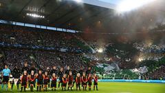 GLASGOW, SCOTLAND - SEPTEMBER 06: Real Madrid players line up on the pitch prior to the UEFA Champions League group F match between Celtic FC and Real Madrid at Celtic Park Stadium on September 06, 2022 in Glasgow, Scotland. (Photo by Jan Kruger - UEFA/UEFA via Getty Images)