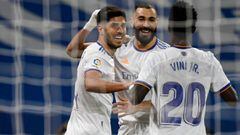 Asensio, Benzema y Vinicius celebran un gol del Madrid.