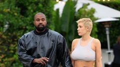 Según un nuevo reporte, Kanye West prohíbe a su esposa, Bianca Censori, usar redes sociales por su “propia protección”.