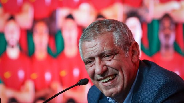 Fernando Santos y la Federación, investigados por fraude fiscal