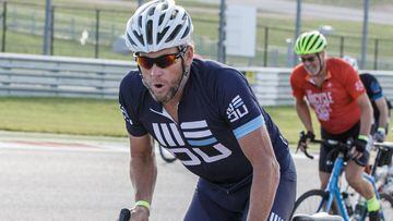 Lance Armstrong participa en una prueba ciclista en el Circuito de las Am&eacute;ricas de Austin, Texas.