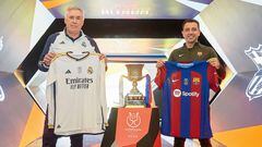 El entrenador del FC Barcelona, Xavi Hernández (d), y el entrenador del Real Madrid, Carlo Ancelotti (i), posan este sábado, previo a la final de la Supercopa de España.