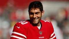 SANTA CLARA, CA - NOVEMBER 05: Jimmy Garoppolo #10 of the San Francisco 49ers warms up prior to their game against the Arizona Cardinals at Levi&#039;s Stadium on November 5, 2017 in Santa Clara, California.   Lachlan Cunningham/Getty Images/AFP FILE - FE