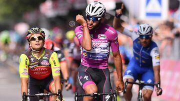 Gaviria celebra su tercer triunfo al sprint en el Giro de Italia