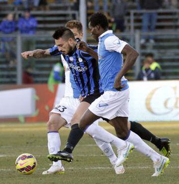 Mauricio Pinilla debutó con la camiseta del Atalanta en empate ante el Chievo.