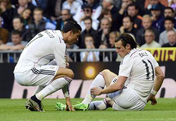 Bale suffered another injury to his left calf during a game against Málaga. He missed three games.