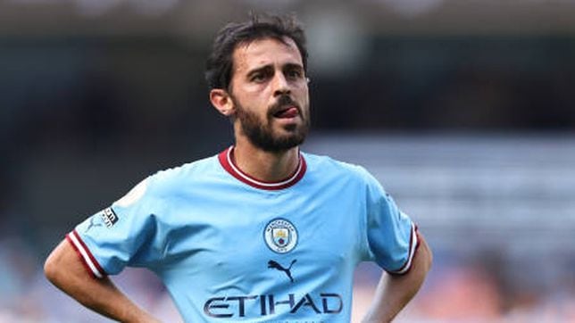 City reject 80 million offer from PSG for Bernardo Silva