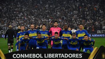 Argentina's Boca Juniors football team poses for a picture during the Copa Libertadores football tournament round of sixteen first leg match against Brazil's Corinthians, at the Corinthians Arena in Sao Paulo, Brazil, on June 28, 2022. (Photo by NELSON ALMEIDA / AFP)