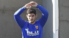 Valencia's Guedes out for up to two months after surgery