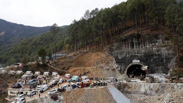 Ambulances wait in line outside a tunnel where rescue operations are underway to rescue trapped workers, after the tunnel collapsed, in Uttarkashi in the northern state of Uttarakhand, India, November 28, 2023. REUTERS/Francis Mascarenhas
