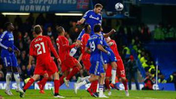 Ivanovic clasifica al Chelsea a la final de la Copa de la Liga