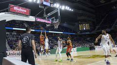 El Valencia Basket logra un gran triunfo en el WiZink Center.