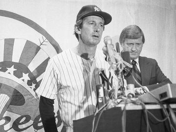 'Billy' estuvo con los Yankees de 1975 a 1978, llevó al equipo del Bronx a dos Series Mundiales, la primera en 1976, la perderían contra los Rojos de Cincinnati, el siguiente año tomó revancha y le ganó a los Dodgers de Los Angeles en 6 juegos.