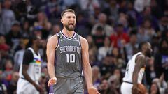 SACRAMENTO, CALIFORNIA - MARCH 27: Domantas Sabonis #10 of the Sacramento Kings reacts during their game against the Minnesota Timberwolves in the second half at Golden 1 Center on March 27, 2023 in Sacramento, California. NOTE TO USER: User expressly acknowledges and agrees that, by downloading and or using this photograph, User is consenting to the terms and conditions of the Getty Images License Agreement.   Ezra Shaw/Getty Images/AFP (Photo by EZRA SHAW / GETTY IMAGES NORTH AMERICA / Getty Images via AFP)