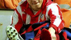 Una entrada por detrás de Míchel Salgado en la temporada 1997-1998 frenó la progresión del brasileño en el Atlético de Madrid. En esa desafortunada jugada se fracturó el peroné y pese a que rebajó el tiempo de baja de cinco a tres meses, Juninho no volvió
