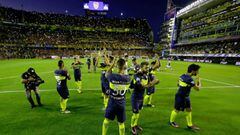Jugadores de Boca Juniors tras el partido ante Talleres en La Bombonera.