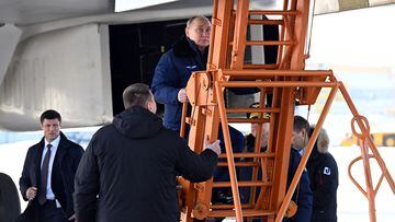 Russian President Vladimir Putin boards a modernized Tu-160M nuclear-capable strategic bomber, in Kazan, Russia February 22, 2024.  Sputnik/Dmitry Azarov/Pool via REUTERS ATTENTION EDITORS - THIS IMAGE WAS PROVIDED BY A THIRD PARTY.