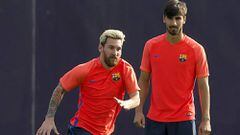 Messi and Iniesta included in Barça squad