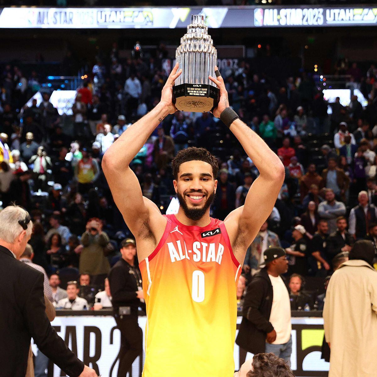 DK Metcalf dominates NBA 2023 Celebrity All-Star Game, wins MVP award