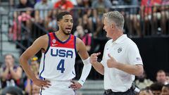 LAS VEGAS, NEVADA - AUGUST 07: Tyrese Haliburton #4 of the United States talks with head coach Steve Kerr in the second half of a 2023 FIBA World Cup exhibition game against Puerto Rico at T-Mobile Arena on August 07, 2023 in Las Vegas, Nevada. The United States defeated Puerto Rico 117-74.   Ethan Miller/Getty Images/AFP (Photo by Ethan Miller / GETTY IMAGES NORTH AMERICA / Getty Images via AFP)