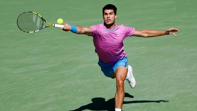 Alcaraz se venga de Marozsan y pasa a cuartos de Indian Wells