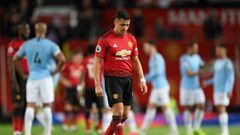 Van Persie: "Alexis Sánchez doesn't look happy at Manchester United"