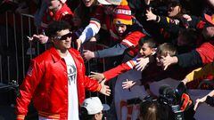 El quarterback de los Chiefs lamentó lo sucedido durante el festejo tras la obtención del Super Bowl LVIII en Las Vegas y se solidarizó con las víctimas.