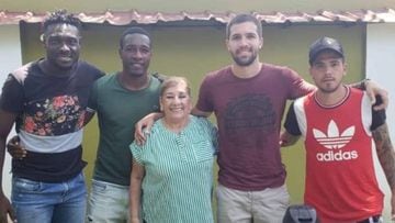 Tras terminar el torneo en El Salvador, Elkin Mosquera y Wilson Palacio, pidieron ayuda al gobierno local y a Colombia para volver a su pa&iacute;s natal.
