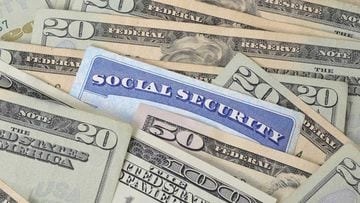 La SSA ha comenzado a enviar los primeros beneficios aumentados del Seguro Social del 2022. Aqu&iacute; las fechas de pago y &uacute;ltimas noticias de Medicare.